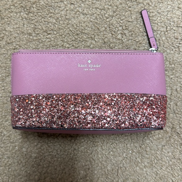 Kate Spade clutch and card wallet. NEW - Picture 2 of 6